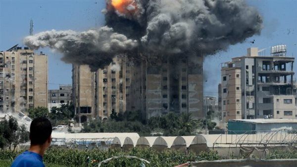 لليوم 288 من العدوان.. الاحتلال يستهدف النازحين وسط غزة