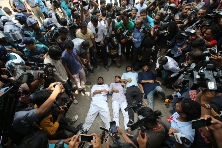 بنجلاديش.. إلغاء معظم نظام حصص الوظائف بعد اشتباكات دامية بالبلاد