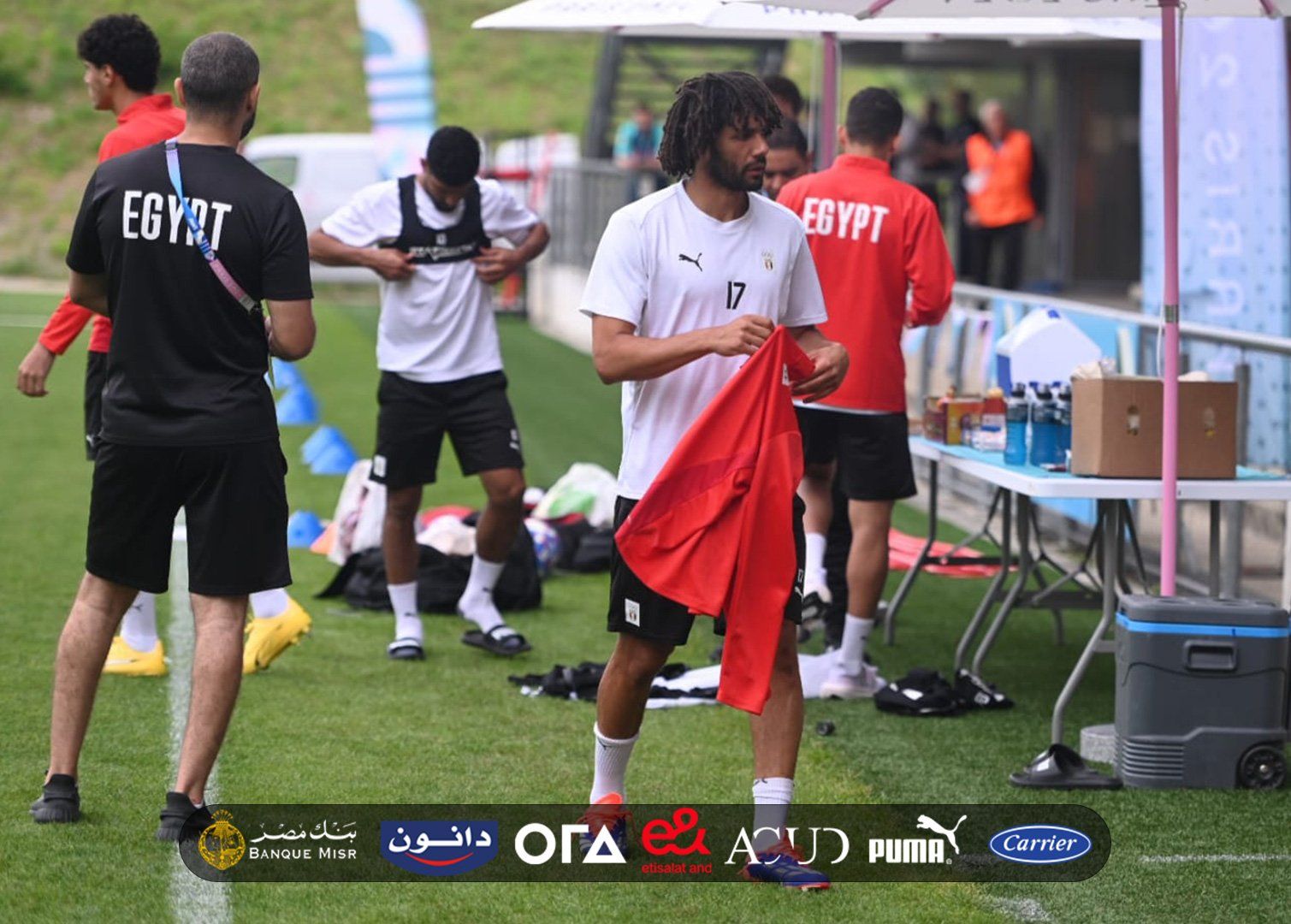 تنافس بين لاعبى المنتخب الأوليمبى لدخول التشكيل الأساسى أمام الدومينيكان.. صور