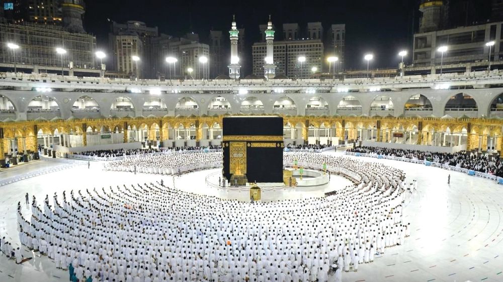 5 تأشيرات نظامية تسمح بأداء العمرة.. تعرف عليها