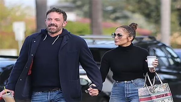 جينيفر لوبيز بعيد ميلادها الـ55 .. شبح الانفصال عن بن أفليك يهدد سعادتها