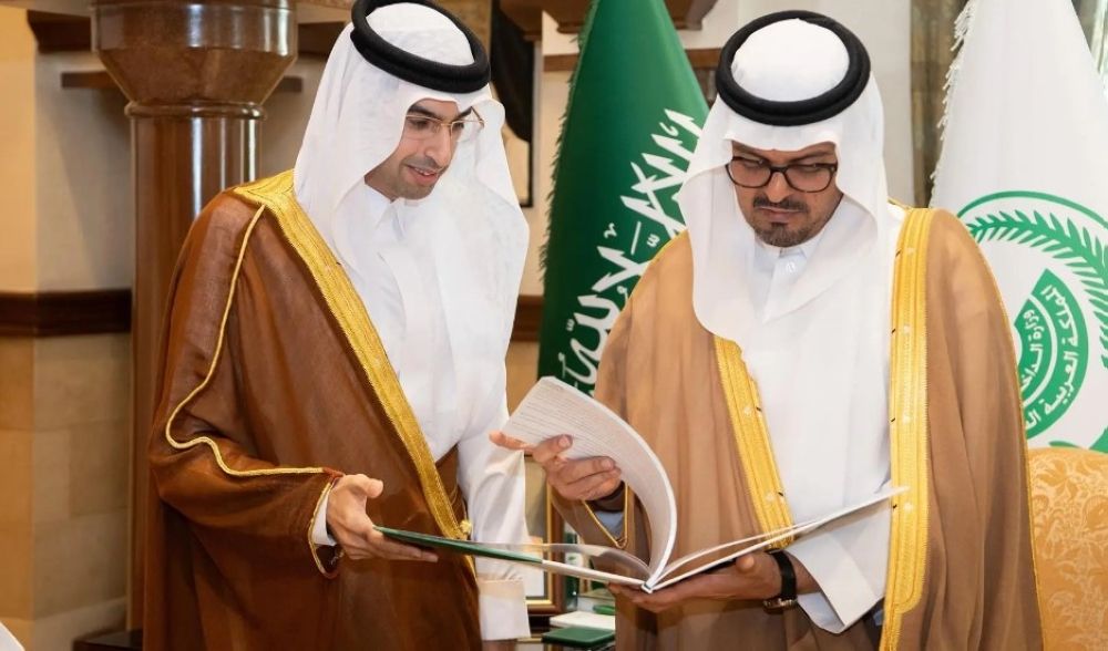 نائب أمير مكة يتسلم تقرير أعمال "البيئة" خلال موسم حج 1445هـ