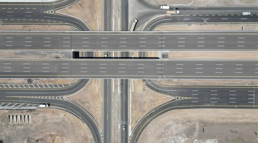 لتسهيل الحركة المرورية.. "الطرق" تفتتح تقاطعات حيوية خلال 6 شهور