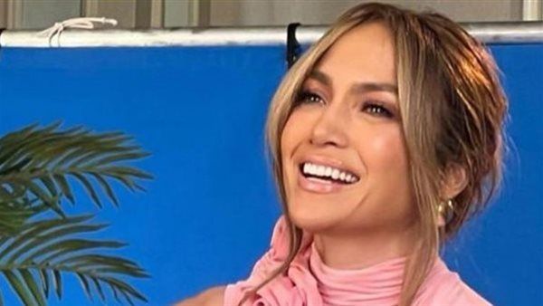 جينيفر لوبيز بعيد ميلادها الـ55 .. شبح الانفصال عن بن أفليك يهدد سعادتها