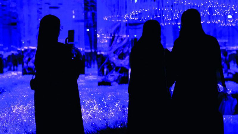 الامارات | في دبي.. «آية» من الجمال والترفيه البصري المبهر
