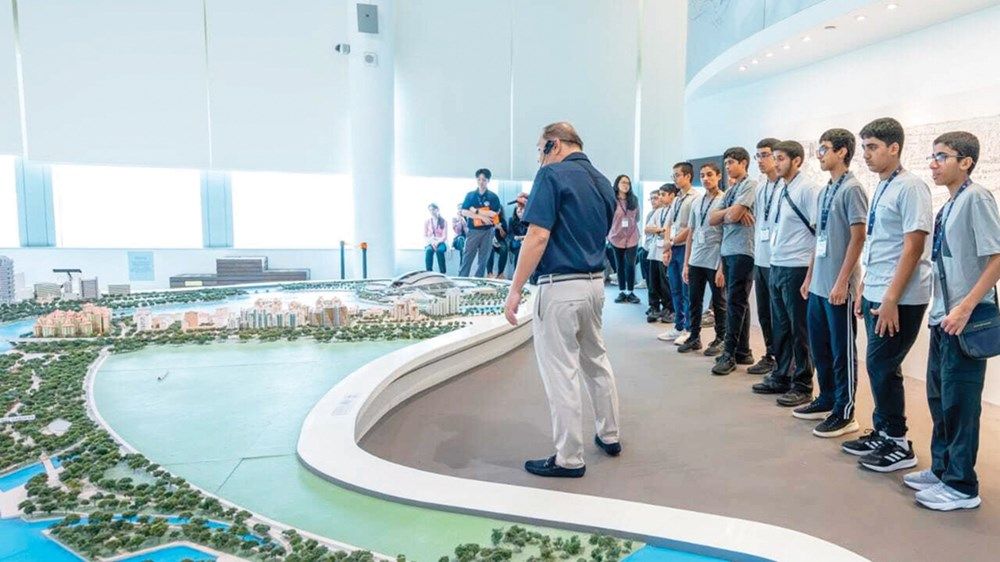 سيف بن زايد: نثق بشبابنا لقيادة الغد