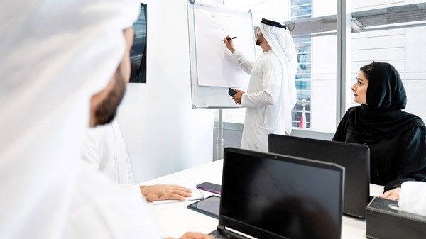 «الاتحاد» تنشر مشاريع «الأجندة الوطنية».. الإمارات تعدّ شبابها المواطن ليكون نموذجاً عالمياً