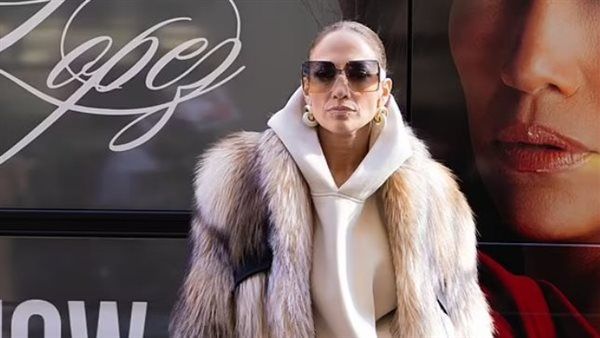 جينيفر لوبيز بعيد ميلادها الـ55 .. شبح الانفصال عن بن أفليك يهدد سعادتها