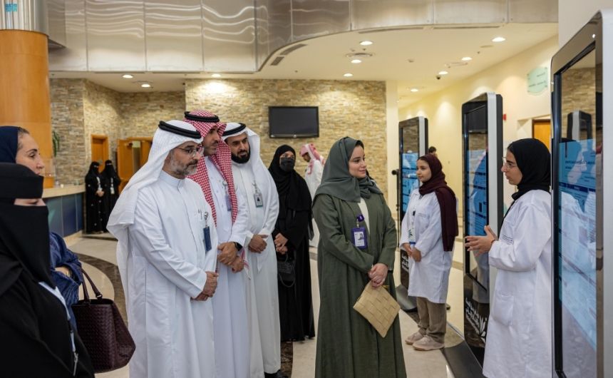 موهوبو المملكة.. تكريم الطلاب الفائزين بجوائز باحثي المستقبل