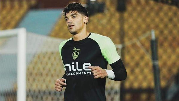 محمد صبحي يؤازر الزمالك أمام بيراميدز من المدرجات