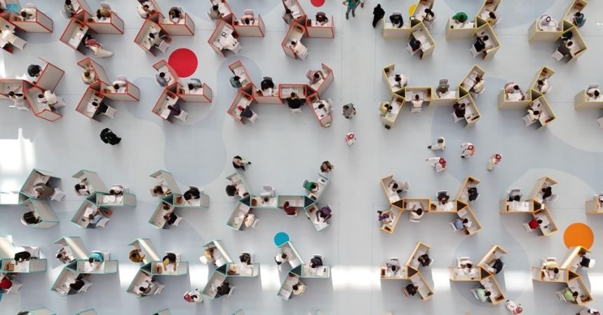 بانتظار النتائج النهائية.. متسابقو أولمبياد الكيمياء الدولي ينهون الاختبارات