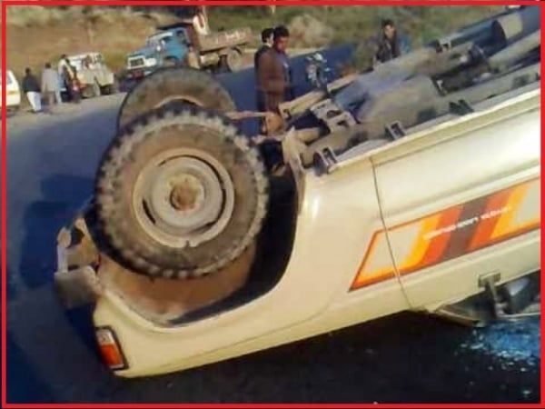 إب.. وفاة وإصابة سبعة أشخاص بحادث مروري مروّع بمديرية مذيخرة