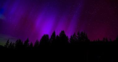 تكنولوجيا: تعرف على الشفق القطبى والأضواء االملونة فى سماء الليل