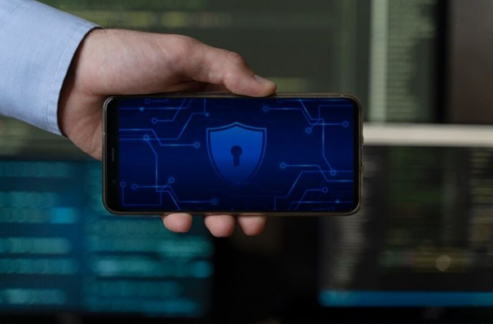 المركزي الأوروبي يدعو البنوك إلى زيادة الانفاق على وسائل الدفاع السيبرانية