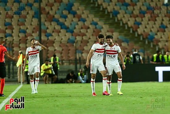 عبد الواحد السيد يدعم حارس الزمالك الشاب قبل مواجهة بيراميدز.. فيديو وصور