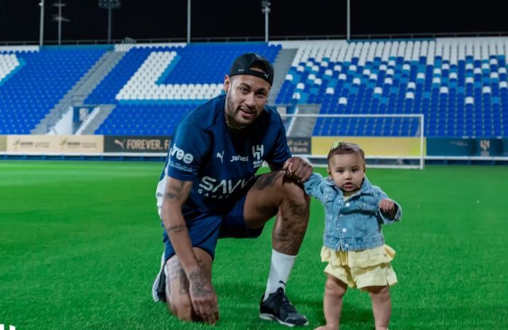 نيمار يواصل برنامجه التأهيلي في الهلال