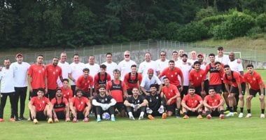 ميكالي يحفز اللاعبين لتحقيق الانتصار الأول ضد أوزباكستان.. واستمرار غياب كوكا وصابر