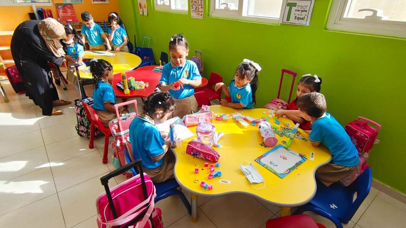 الامارات | مدارس خاصة تعتمد المقابلة الشخصية لانتقاء «المتميزين فقط»