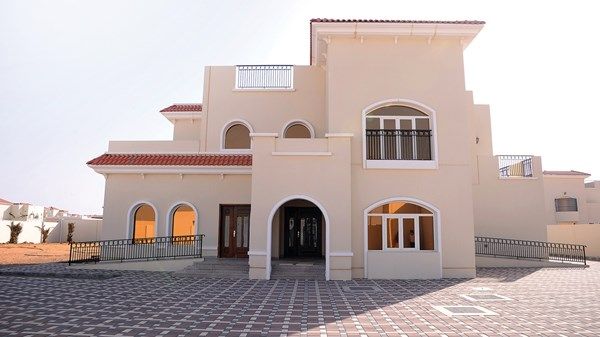 «أبوظبي للإسكان» تحدد الموعد النهائي لاستقبال طلبات المواطنين المتصرفين بالمنح السكنية