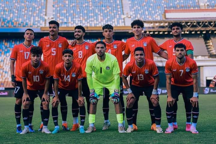 مصر تتقدم على أوزبكستان بهدف كوكا (فيديو)