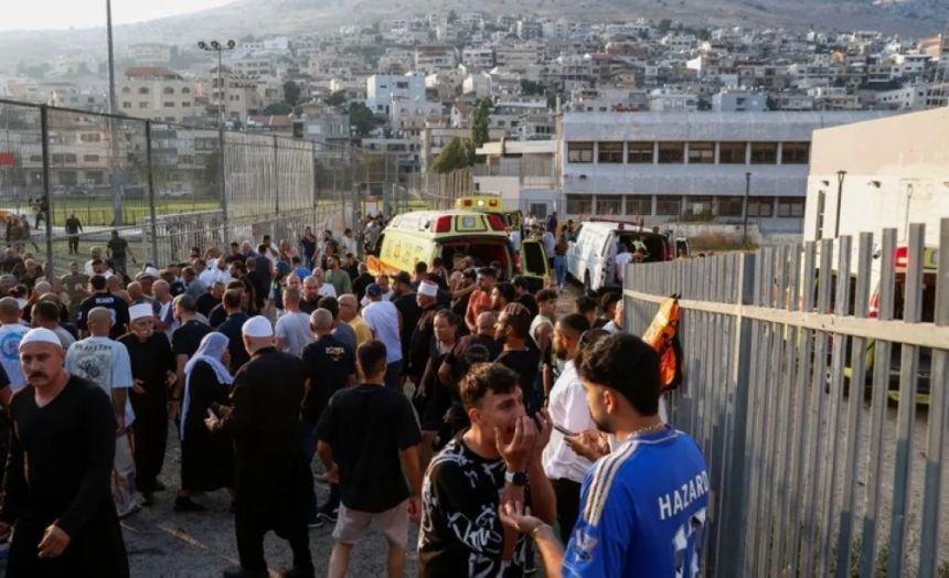 أمريكا وألمانيا والأردن.. دول تحذر مواطنيها من السفر إلى لبنان 