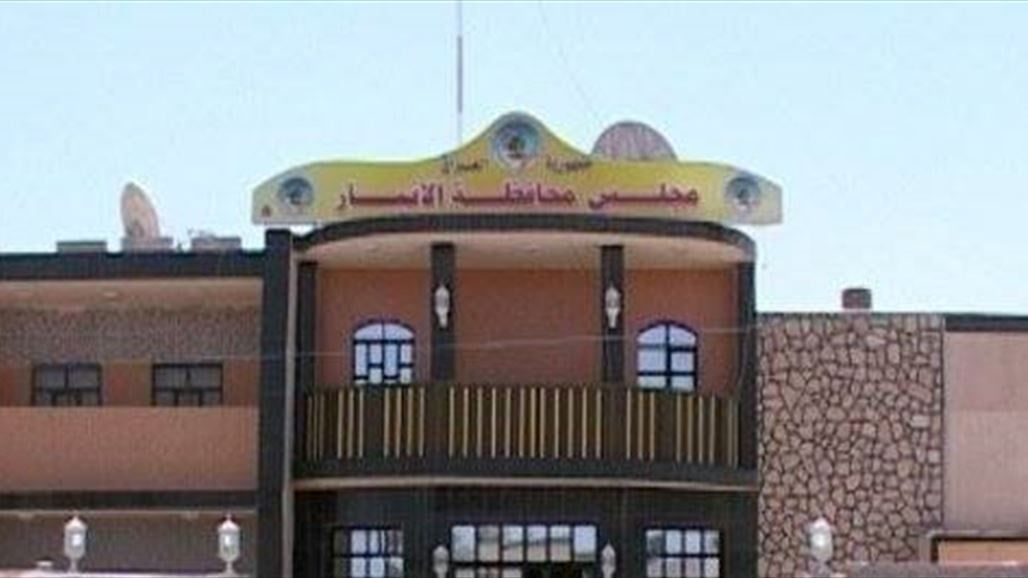 مستشار بمجلس الأنبار: ساحات الاعتصام ادخلت "داعش" وقادتها يطالبون بالاقلمة