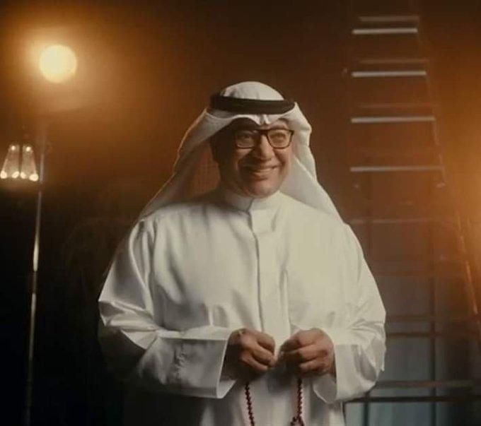 الامارات | بيومي فؤاد مذيع بالزيّ الكويتي .. وأنباء عن أجر خيالي يتخطى 14 مليون جنيه