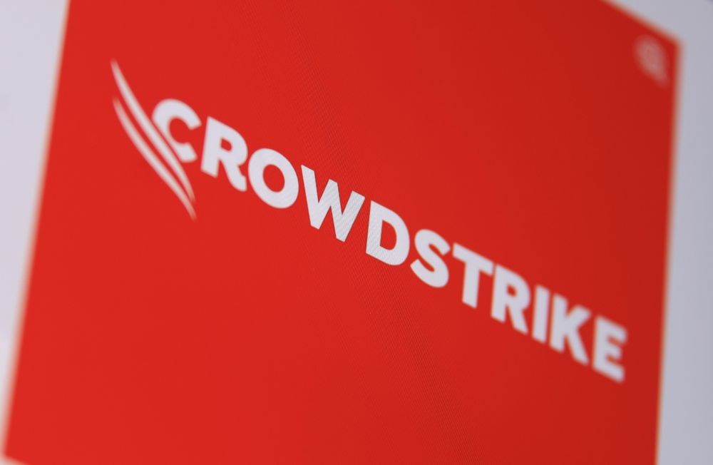 كراود سترايك تقدم بطاقة هدايا بـ10 دولارات كاعتذار من العطل العالمي
