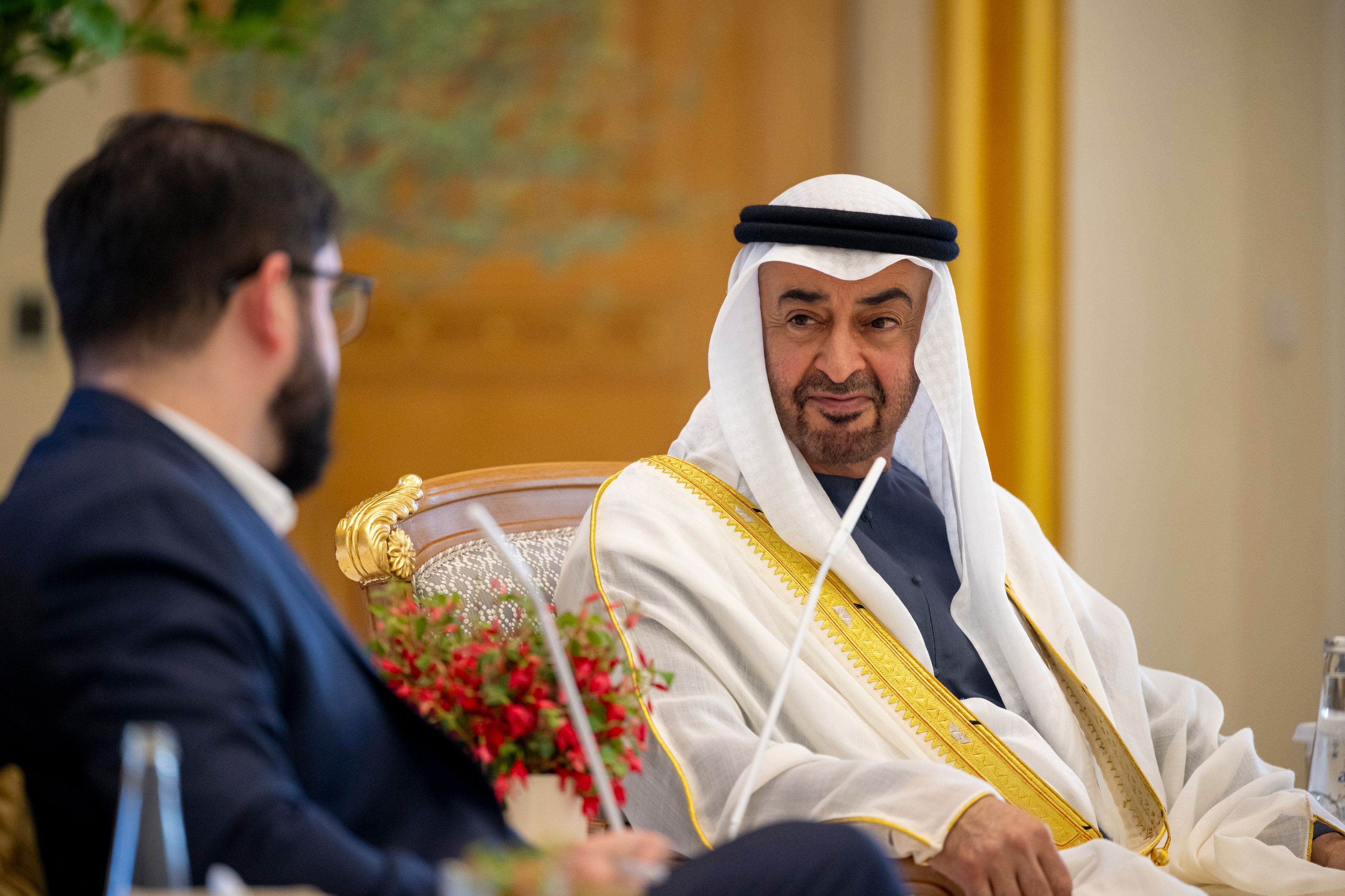 الامارات | رئيس الدولة والرئيس التشيلي يبحثان تعزيز العلاقات الثنائية بين البلدين