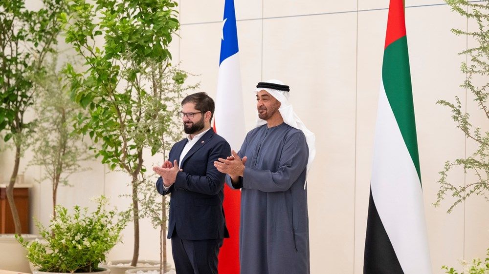 رئيس الدولة والرئيس التشيلي يشهدان توقيع اتفاقية الشراكة الاقتصادية الشاملة بين البلدين