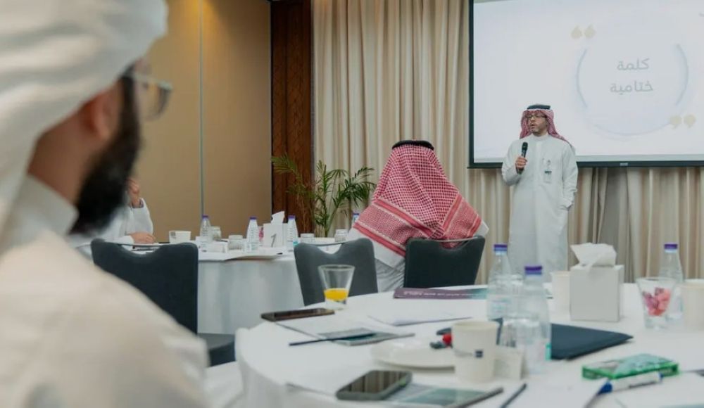 "الموارد البشرية" تستعرض توجهات السياسة العامة للشباب في المملكة