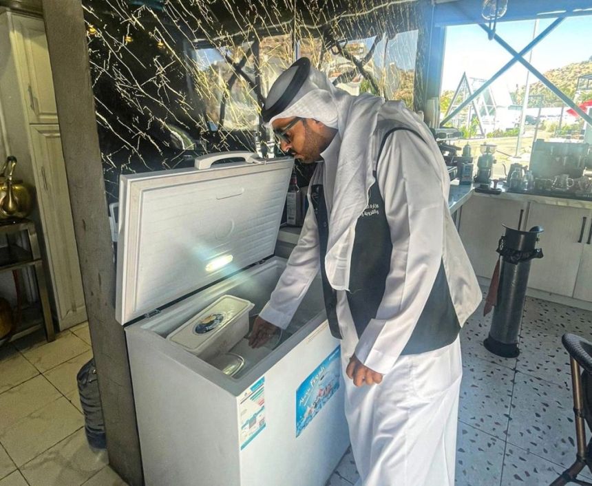 470 جولة رقابية على المرافق الغذائية بالمواقع السياحية بالطائف