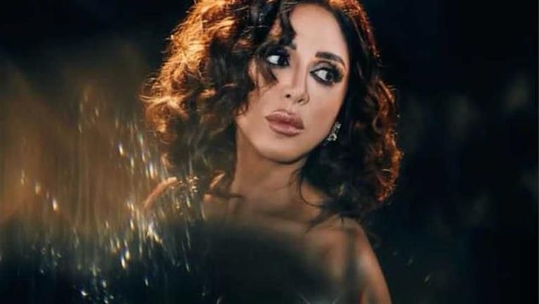 بعد تصدر ألبوم تيجي نسيب التريند؟ مراحل للحب عشناها فى أغانى ألبوم أنغام الجديد