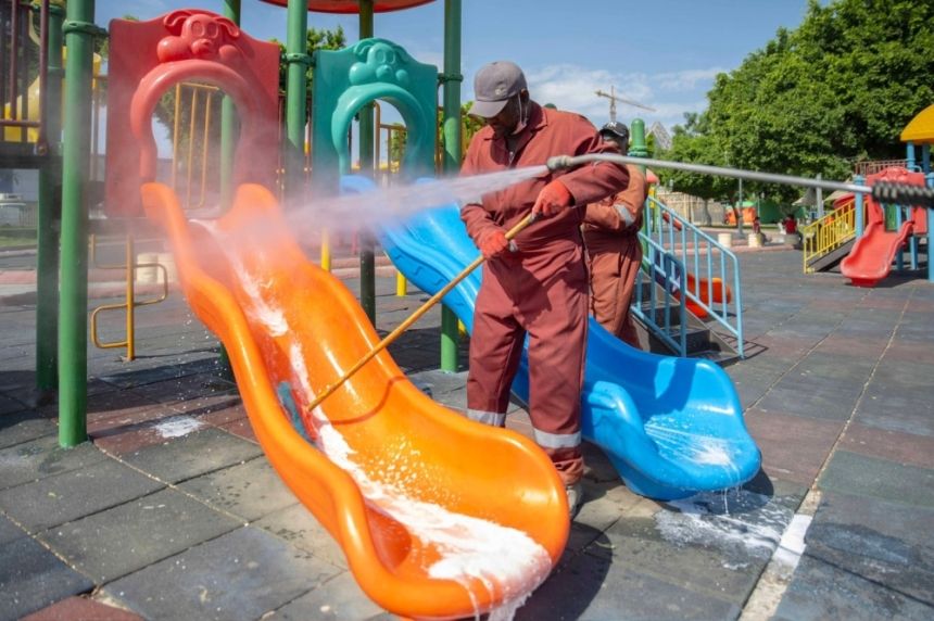 حملة تنظيف شاملة على مساحة 3.2 مليون متر مربع بالطائف