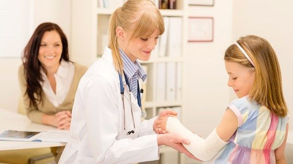 التهاب المفاصل عند الأطفال.. الوعي سر الوقاية