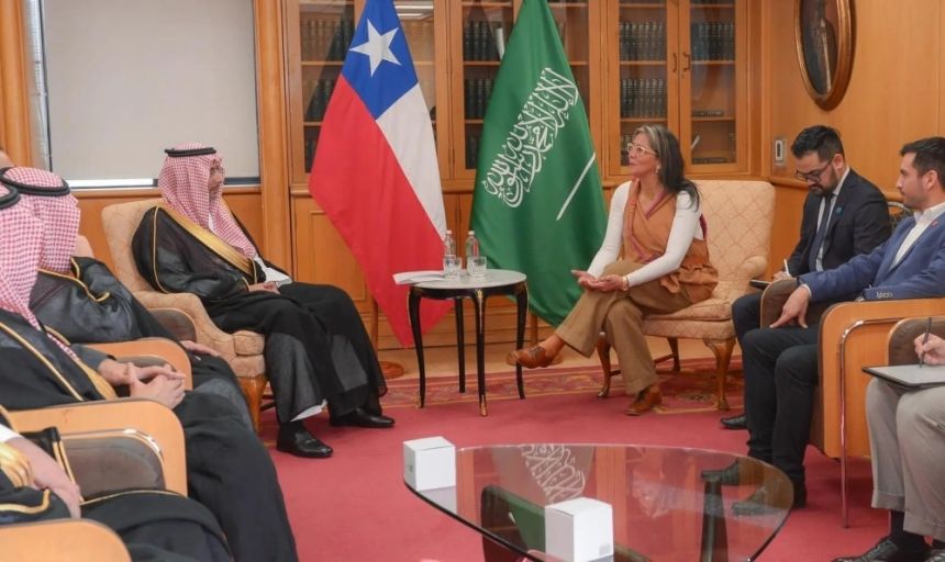 الخريف يدعو الشركات التشيلية إلى استغلال الفرص النوعية في الصناعة والتعدين بالمملكة