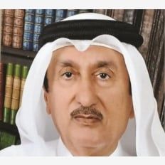 هل فرض علينا أن نبتعد عن لغتنا ونحنُ في أحضانها؟