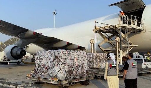 الامارات | بتوجيهات من رئيس الدولة.. الإمارات ترسل إلى الفلبين طائرة مساعدات استجابة لكارثة الإعصار كارينا