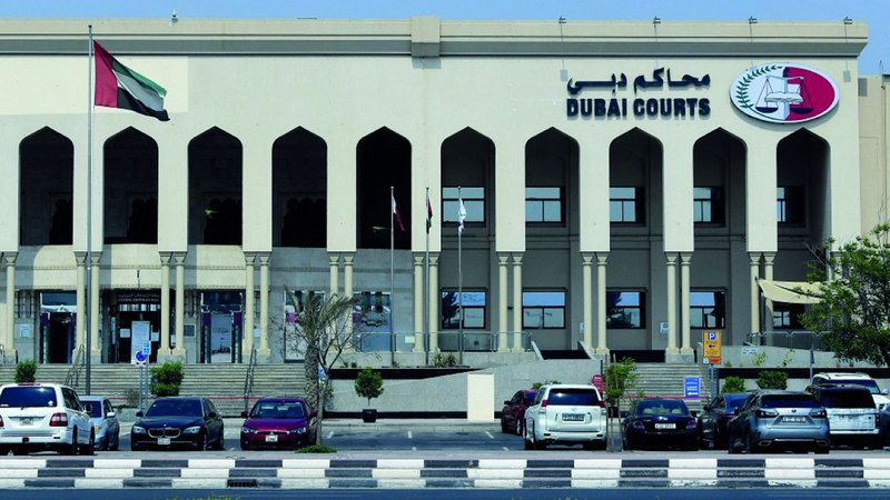 الامارات | 100 ألف درهم تعويضاً لشخص تعرض للسب عبر «إكس»