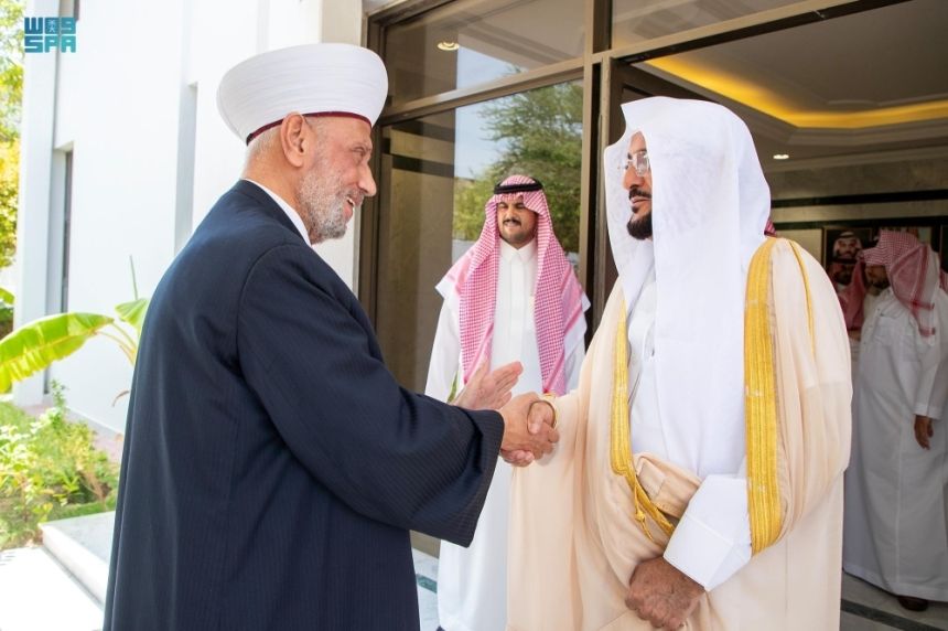 فيديو.. مفتي لبنان: المملكة تشهد إنجازات ضخمة يشهد بها كل زائر ومعتمر