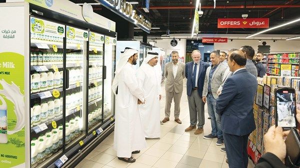 «اكتفاء» تبدأ توزع منتجات مزرعة مليحة للألبان