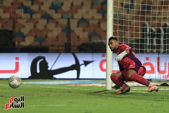 15 دقيقة.. الزمالك يتقدم على الجونة بهدف من ركلة جزاء