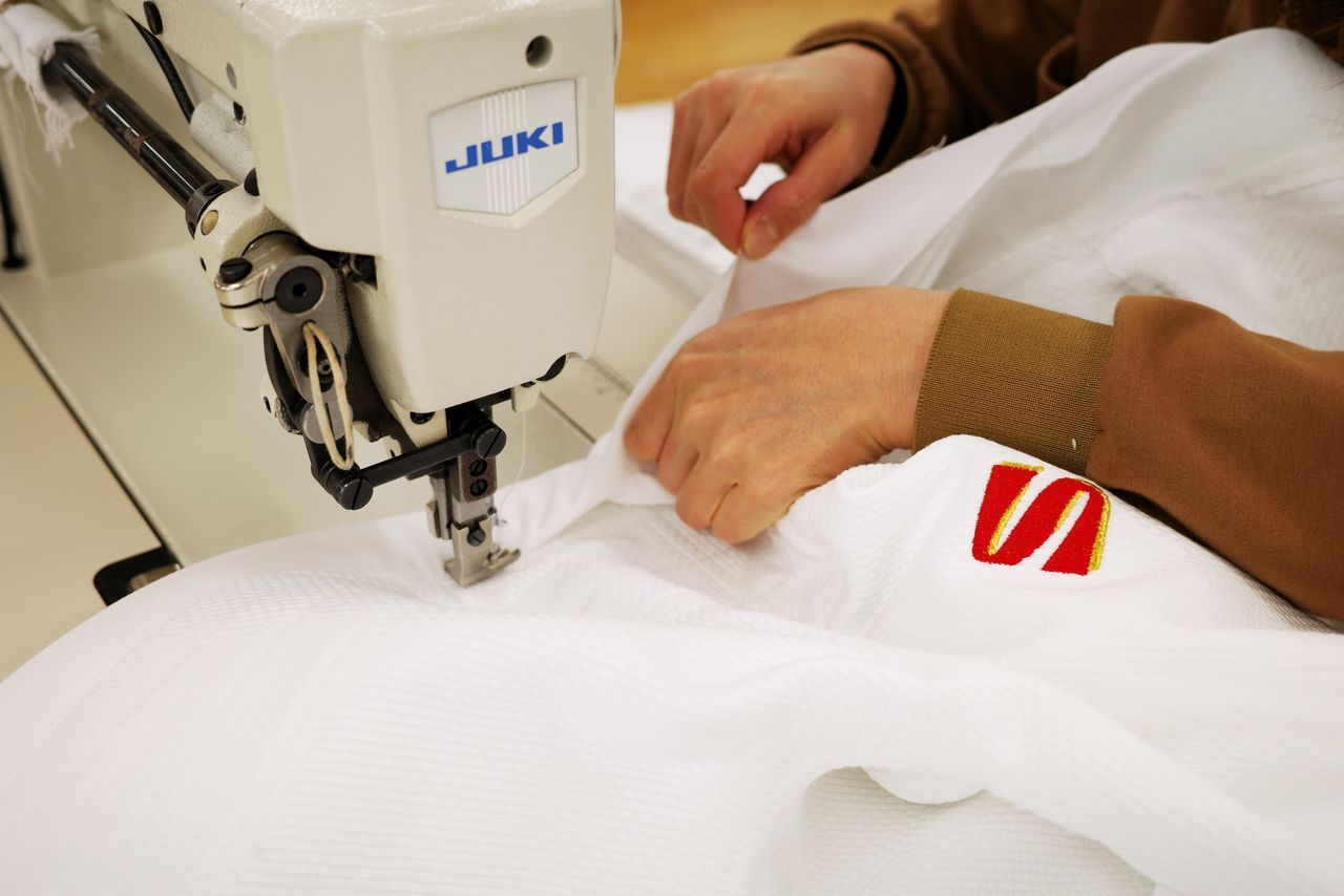 اليابان | «صنع في اليابان»... شركة يابانية تطور ملابس رياضة الجودو لأكثر من 100 عام!