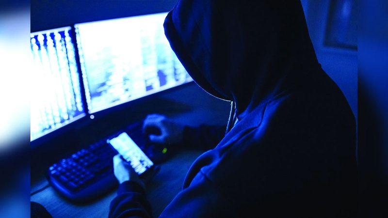 الامارات | شرطة دبي ترصد المتورطين في حيازة مواد مخلة لأطفال