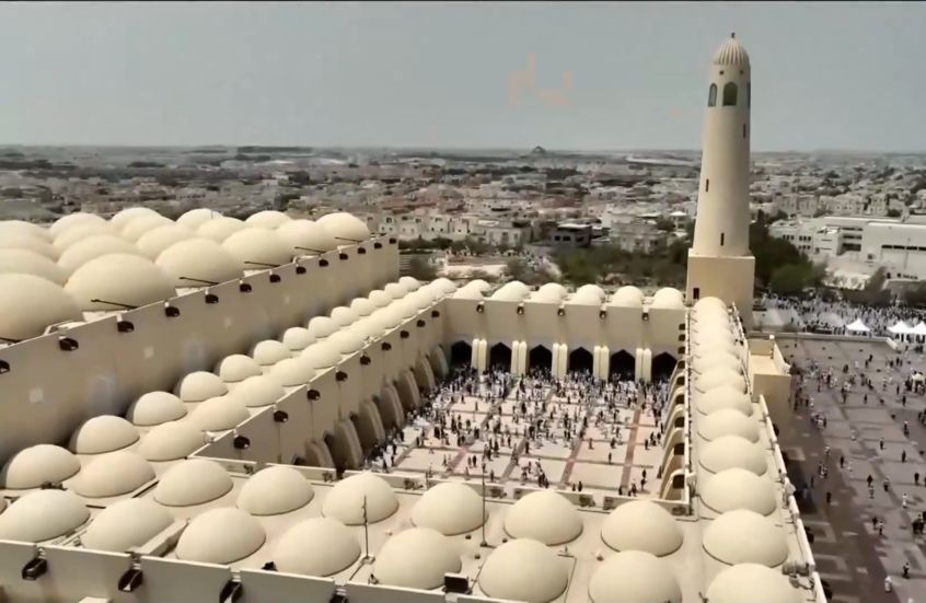 الخليج اليوم .. بمشاركة أمير قطر.. مراسم تشييع جثمان إسماعيل هنية في مسجد محمد بن عبد الوهاب في الدوحة