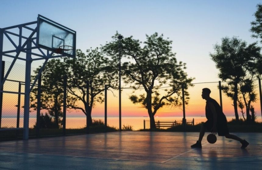 حظر التدخين وصناديق لفرز النفايات.. اشتراطات جديدة للمنشآت الرياضية