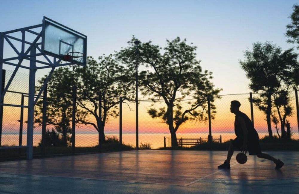 حظر التدخين وصناديق لفرز النفايات.. اشتراطات جديدة للمنشآت الرياضية