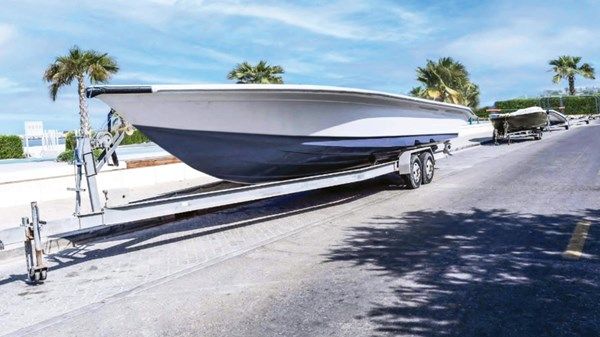 «طرق دبي» تحدد 8 تجاوزات في إشغال حرم الطريق