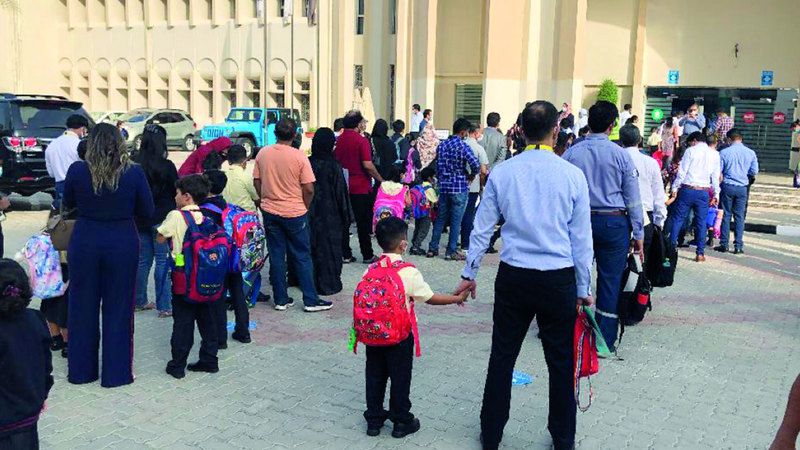 الامارات | 8 وسائل لتواصل المدارس مع ذوي الطلبة العام الدراسي المقبل