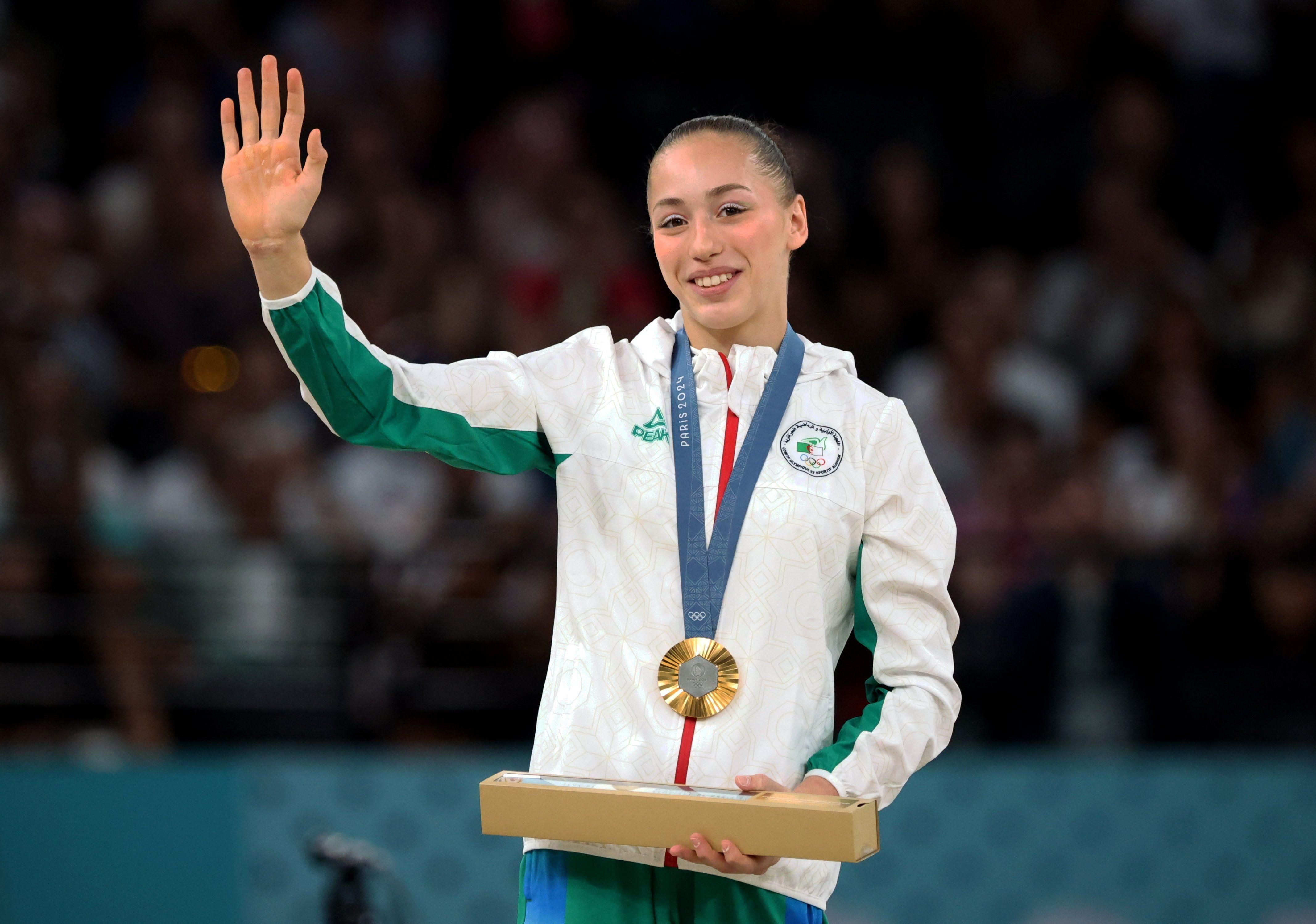 كيف منح الضغط الشعبي كيليا نمور ميدالية ذهبية تاريخية في الأولمبياد؟